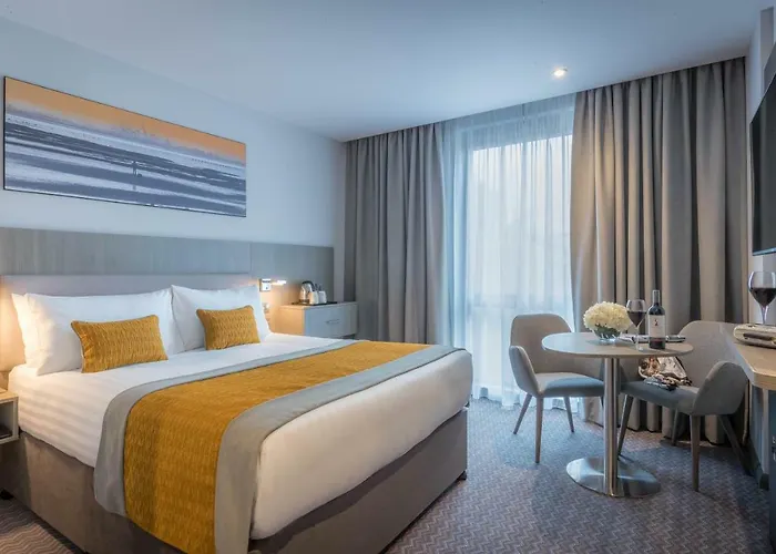 Maldron Parnell SquareAirport Hotel